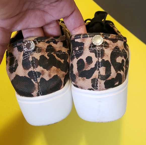 Steve madden Emmi Leopard Print Platform S… - Picture 7 of 8